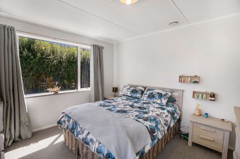 Photo of property in 27 Essex Street, Stratford, 4332