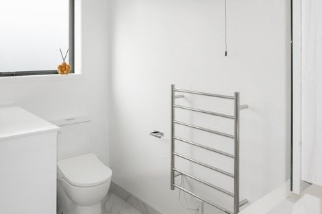 Photo of property in 19 Mohua Lane, Upper Riccarton, Christchurch, 8041