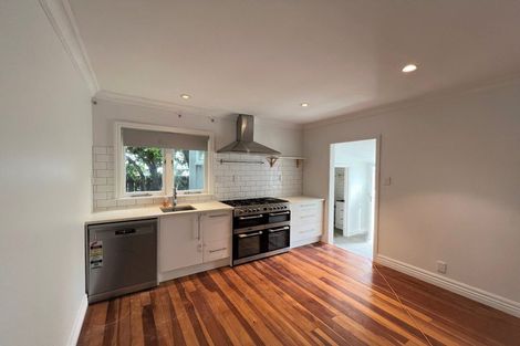 Photo of property in 730 Te Atatu Road, Te Atatu Peninsula, Auckland, 0610