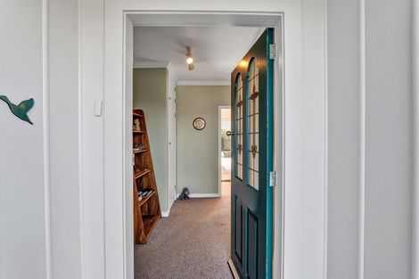 Photo of property in 125 Seaview Road, Westown, New Plymouth, 4310