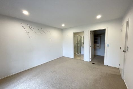 Photo of property in 114 Kittiwake Drive, Schnapper Rock, Auckland, 0632