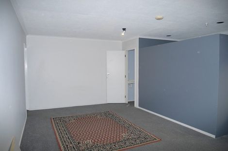 Photo of property in 21 Mazengarb Road, Paraparaumu Beach, Paraparaumu, 5032