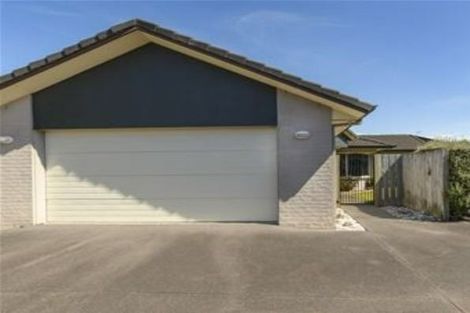 Photo of property in 56 Oriental Parade, Papamoa Beach, Papamoa, 3118