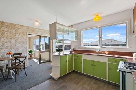 Photo of property in 6 Apollo Place, Papanui, Christchurch, 8052