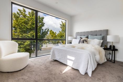 Photo of property in 1a Springfield Street, Forrest Hill, Auckland, 0620