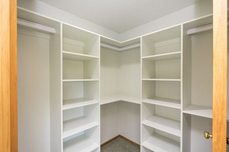 Photo of property in 16 Tudor Grove, Feilding, 4702