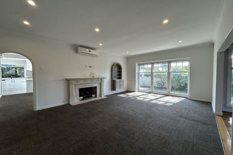 Photo of property in 157 Fendalton Road, Fendalton, Christchurch, 8041