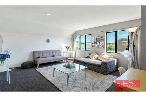 Photo of property in 12 Burdale Street, Riccarton, Christchurch, 8011