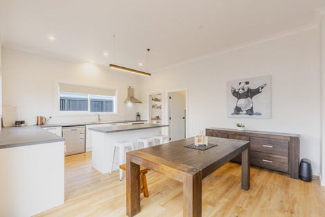 Photo of property in 21 Porangahau Road, Waipukurau, 4200