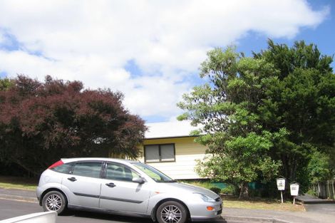 Photo of property in 2/32 Gatman Street, Birkdale, Auckland, 0626
