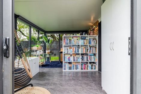 Photo of property in 7 Pegasus Place, Kelvin Grove, Palmerston North, 4414