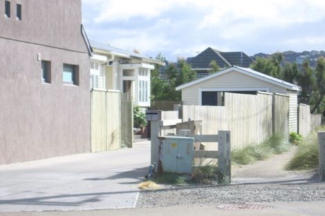 Photo of property in 26 Lyall Parade, Lyall Bay, Wellington, 6022