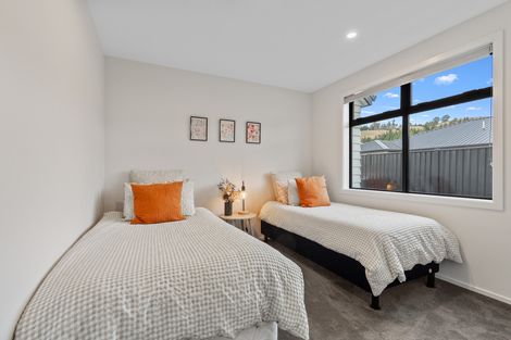 Photo of property in 64 Heathfield Drive, Mosgiel, 9024