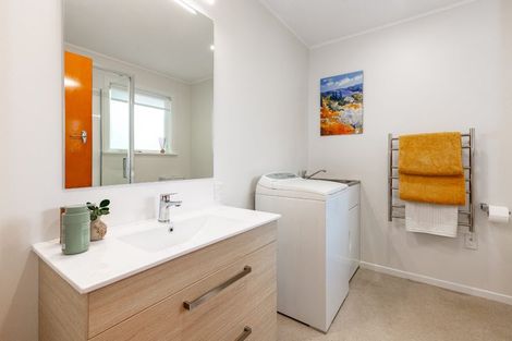 Photo of property in 11 Anthony Grove, Paraparaumu Beach, Paraparaumu, 5032