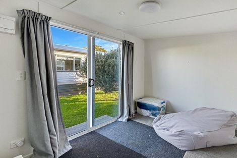 Photo of property in 233a Point Wells Road, Point Wells, 0986