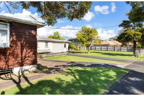 Photo of property in 20 Koromiko Street, New Lynn, Auckland, 0600