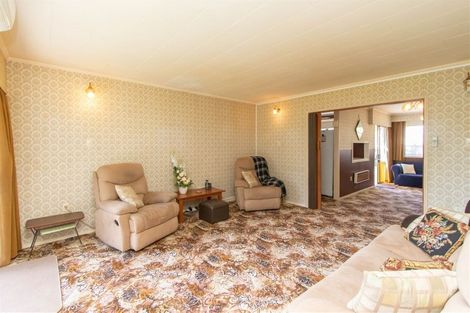 Photo of property in 6 Rewa Street, Inglewood, 4330