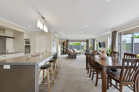 Photo of property in 8 Overton Place, Prebbleton, 7604