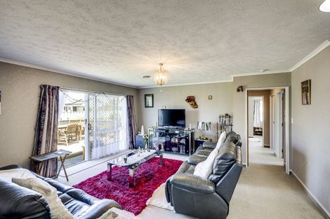 Photo of property in 2/2 Spriggs Crescent, Greenmeadows, Napier, 4112