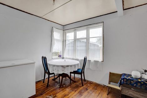 Photo of property in 10 Acourt Street, Hawera, 4610