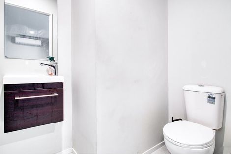 Photo of property in 5 Wairepo Street, Takanini, 2112