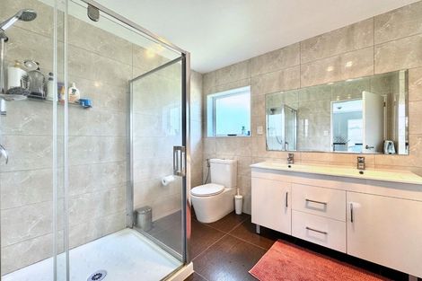 Photo of property in 152 Hill Road, The Gardens, Auckland, 2105