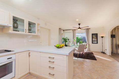 Photo of property in 54d Delta Avenue, New Lynn, Auckland, 0600