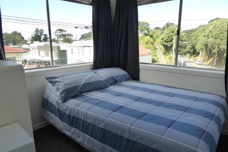 Photo of property in Windsor Court, 340u2 Tinakori Road, Thorndon, Wellington, 6011
