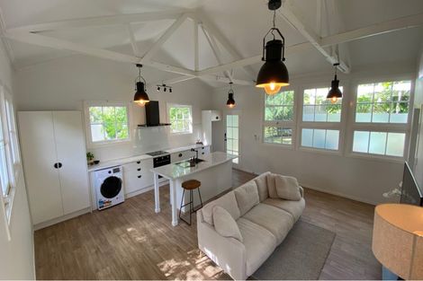 Photo of property in 82 Upper Harbour Drive, Greenhithe, Auckland, 0632