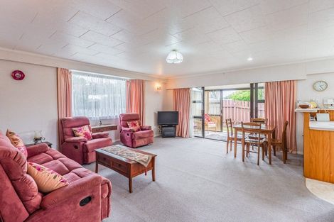 Photo of property in 2 Iti Street, Otaki, 5512