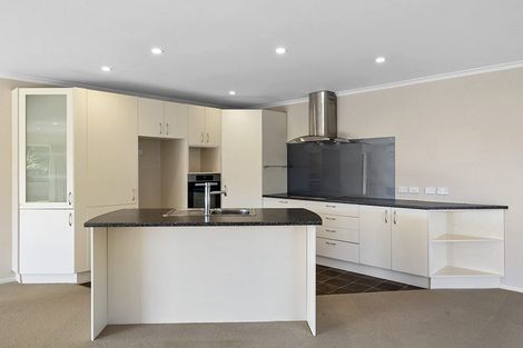 Photo of property in 72 Karamea Street, Whalers Gate, New Plymouth, 4310