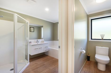 Photo of property in 94a Washbourn Drive, Richmond, 7020