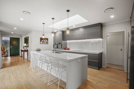 Photo of property in 10 Francis Douglas Drive, Westown, New Plymouth, 4310