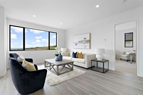 Photo of property in 36 Sunnyheights Road, Orewa, 0931