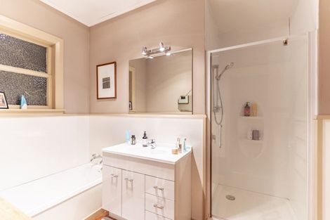 Photo of property in 16 Tavistock Road, Waipukurau, 4200