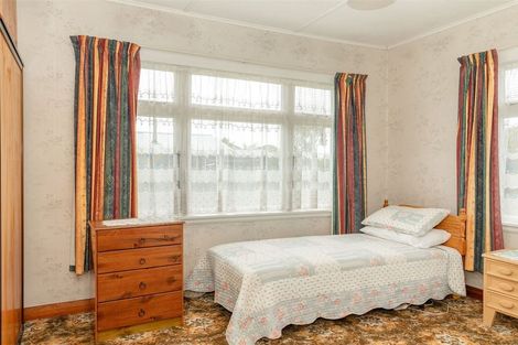 Photo of property in 28 The Esplanade, Westport, 7825