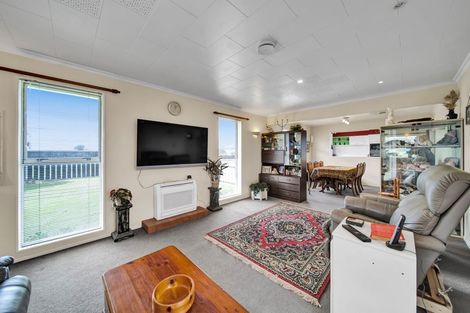 Photo of property in 317 Waihi Road, Hawera, 4673