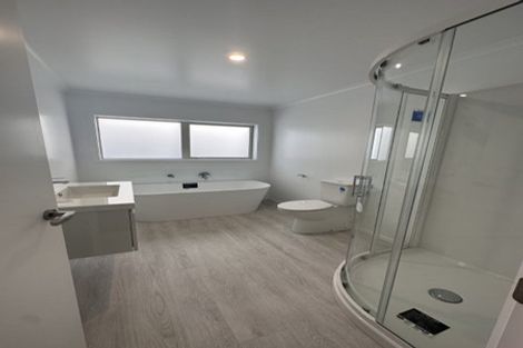 Photo of property in 26 Koru Loop, Paraparaumu, 5032