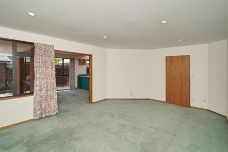 Photo of property in 16 Cardiff Avenue, Somerfield, Christchurch, 8024