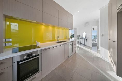 Photo of property in 19 Luxton Place, Mount Pleasant, Christchurch, 8081