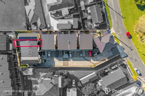 Photo of property in 11/489 Riverside Drive, Fairfield, Lower Hutt, 5011