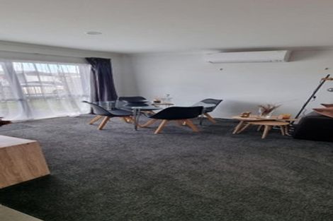 Photo of property in 21 Kutukutu Street, Takanini, 2112