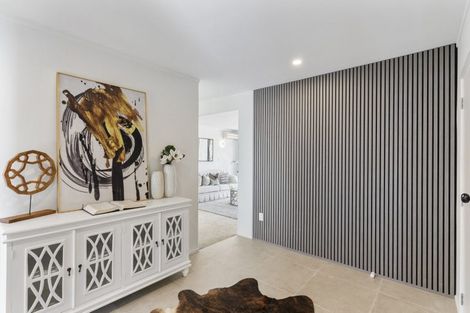 Photo of property in 13 Dunraven Place, Torbay, Auckland, 0630