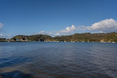 Photo of property in 96 Albert Street, Whitianga, 3510