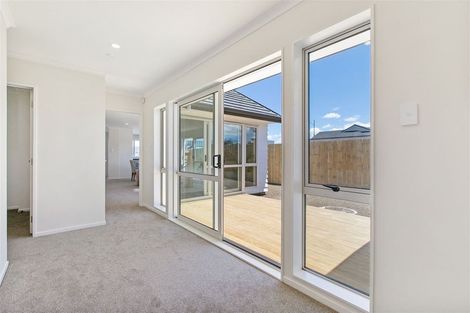 Photo of property in 27 Matata Drive, Takanini, 2112