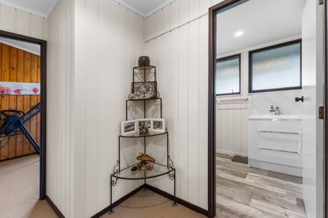 Photo of property in Ruatiti Cottage, 1693 Ruatiti Road, Ruatiti, Raetihi, 4696