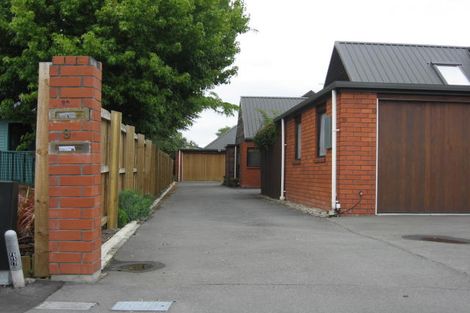 Photo of property in 9b Clyde Road, Upper Riccarton, Christchurch, 8041