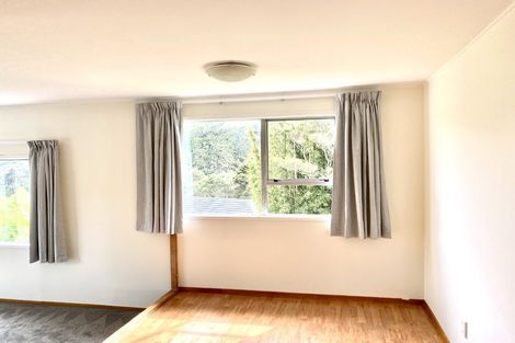 Photo of property in 88 Spinella Drive, Bayview, Auckland, 0629