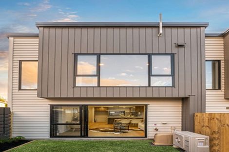 Photo of property in 6/36 Edmonton Road, Henderson, Auckland, 0612