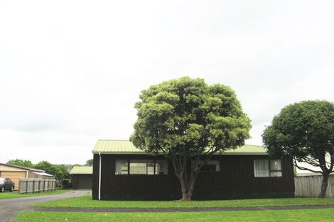 Photo of property in 37 Paterson Avenue West, Pukekohe, 2120